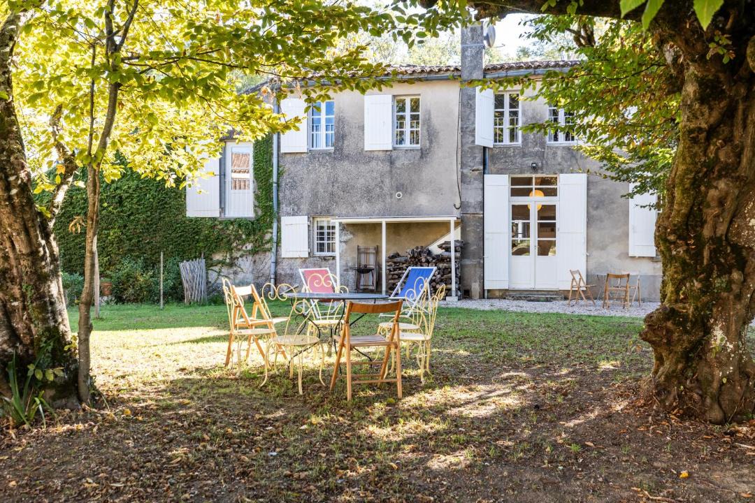 Photo of Others in Montagoudin