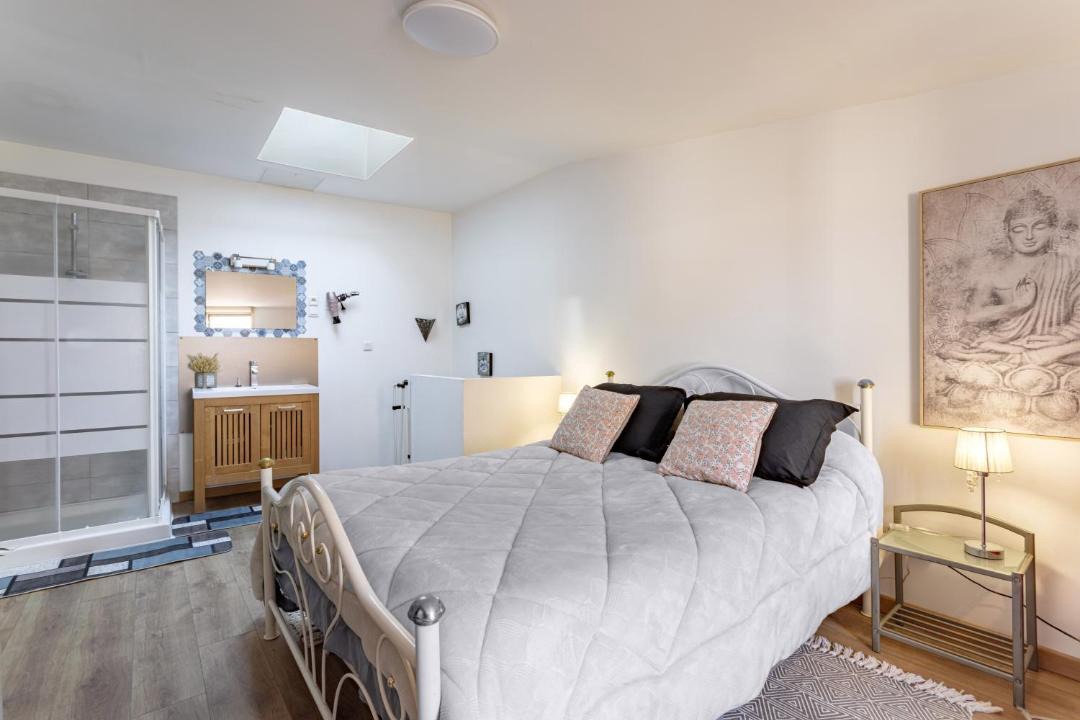 Photo of Bedroom in Le Chateau