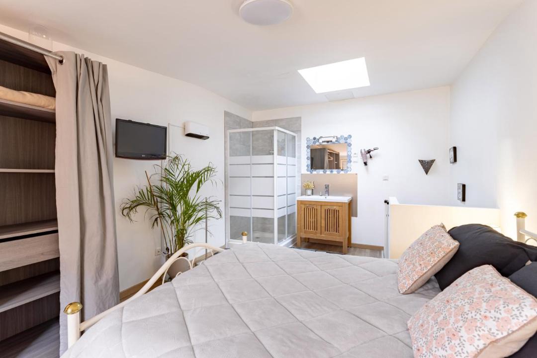 Photo of Bedroom in Le Chateau