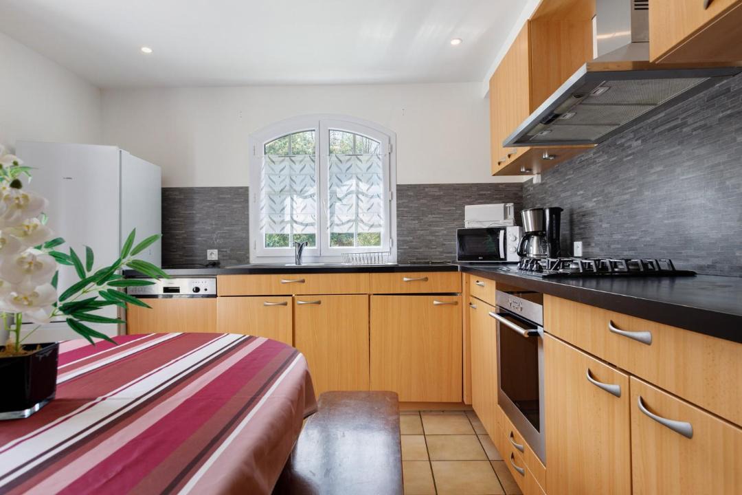 Photo of Kitchen in Begadan