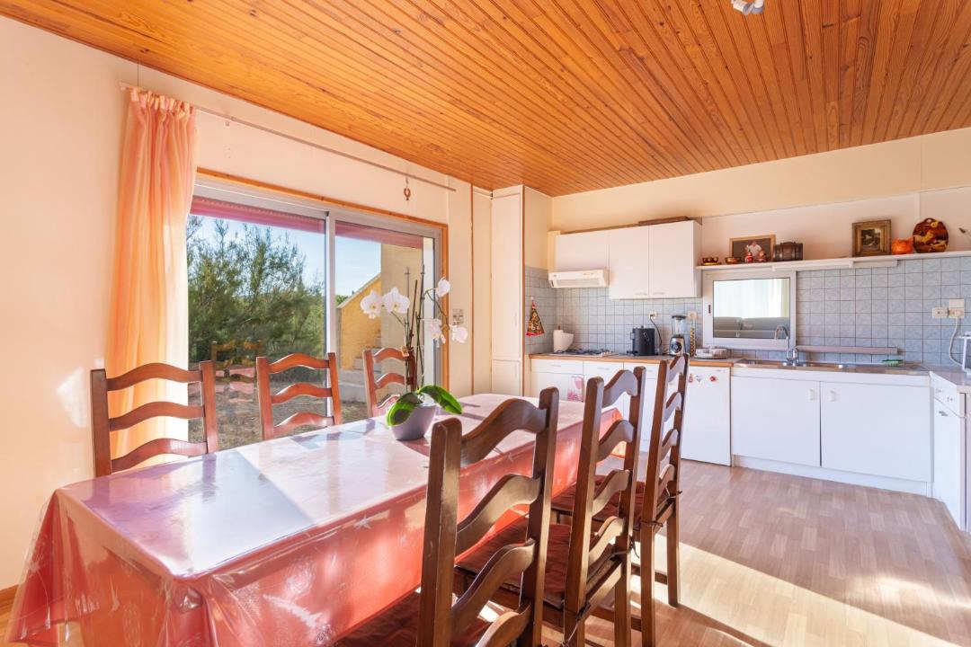 Photo of Kitchen in Camelas