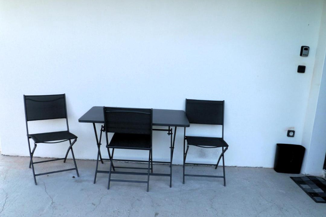 Photo of Others in Chis