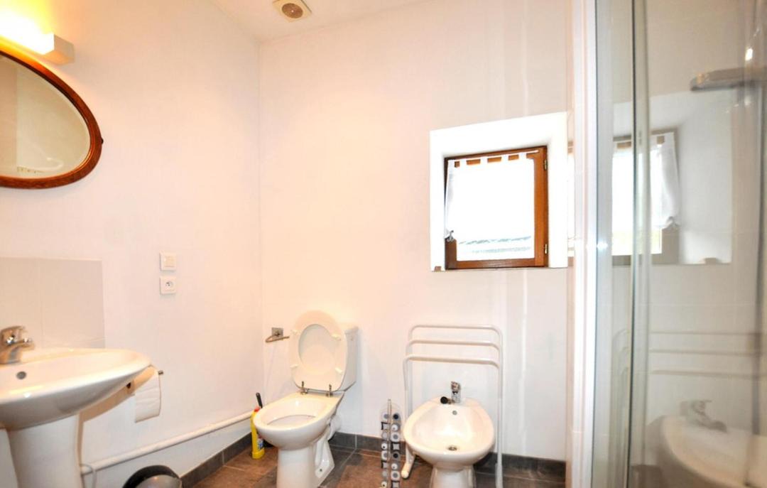 Photo of Bathroom in Saint-Benoit