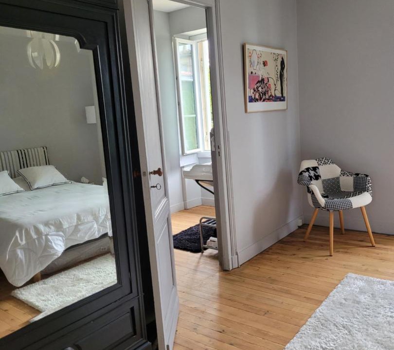 Photo of Bedroom in Bourg-sur-Gironde