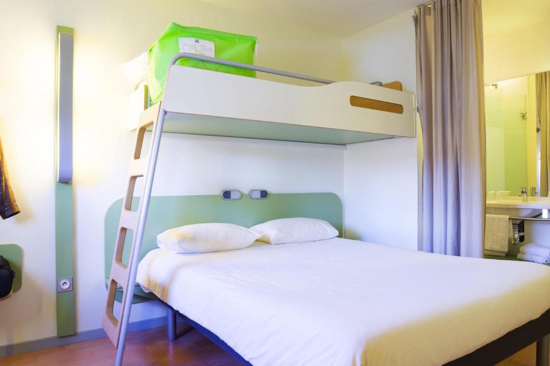 Photo of Bedroom in Valence