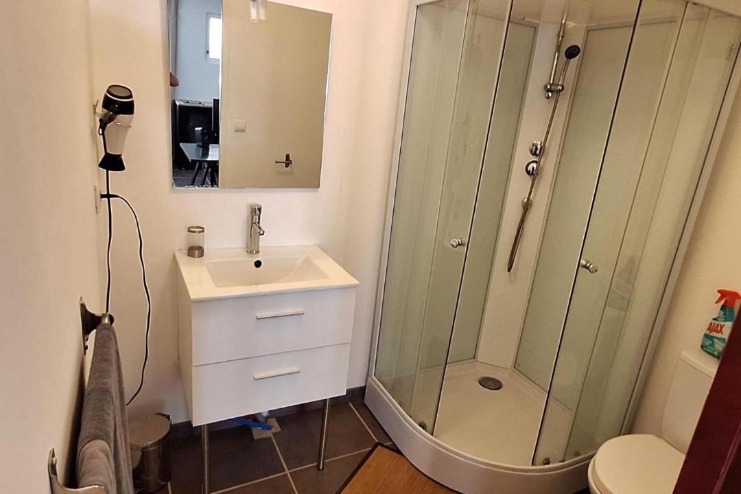 Photo of Bathroom in Saleilles