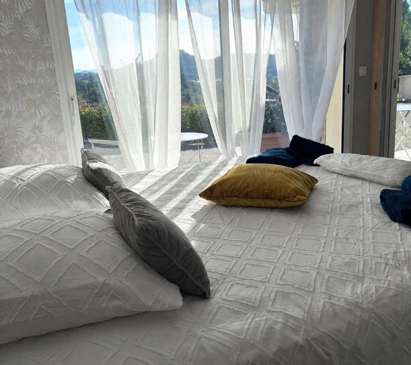 Photo of Bedroom in Forcalquier
