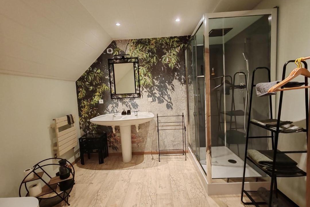 Photo of Bathroom in Escandolieres