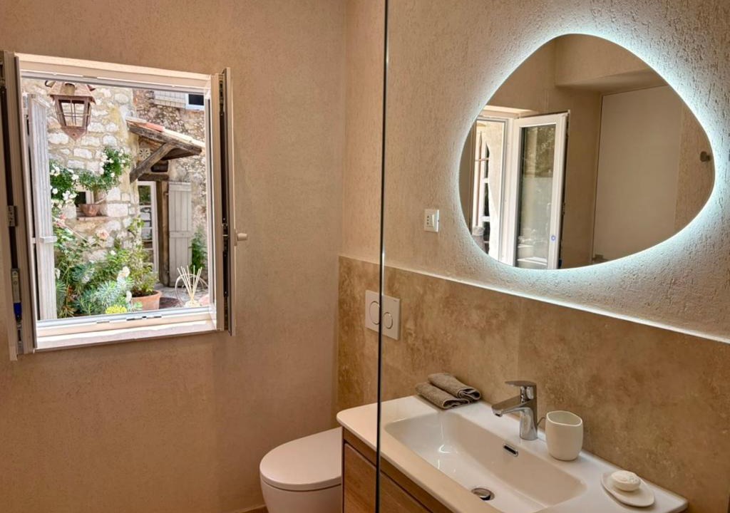 Photo of Bathroom in Eze