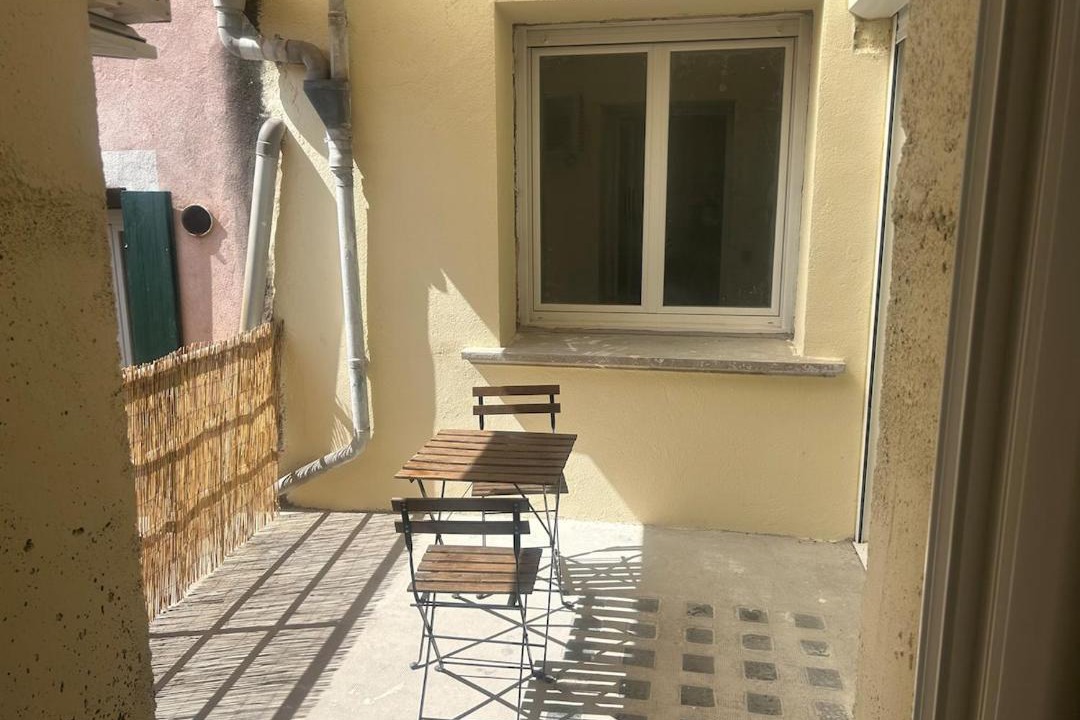 Photo of Patio Balcony in Herepian