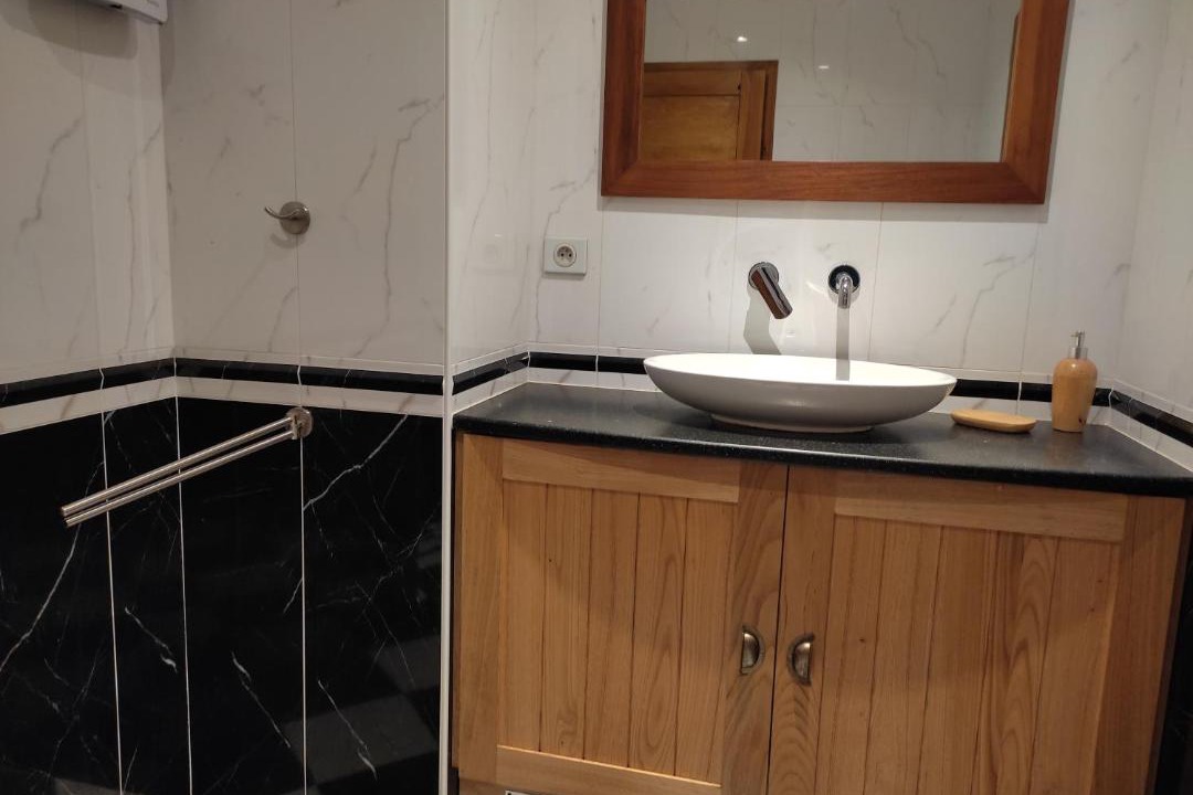 Photo of Bathroom in Saint-Privat-du-Fau