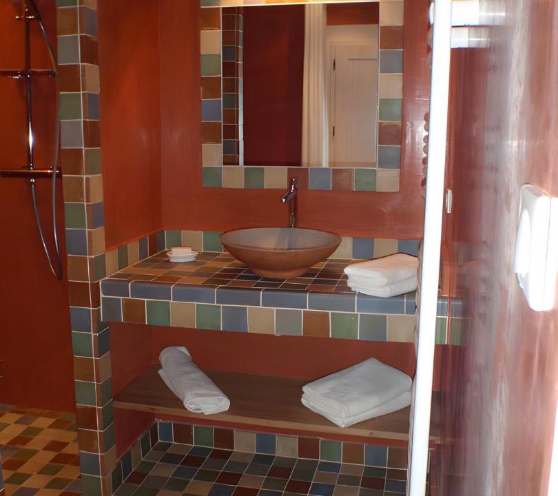 Photo of Bathroom in Millau