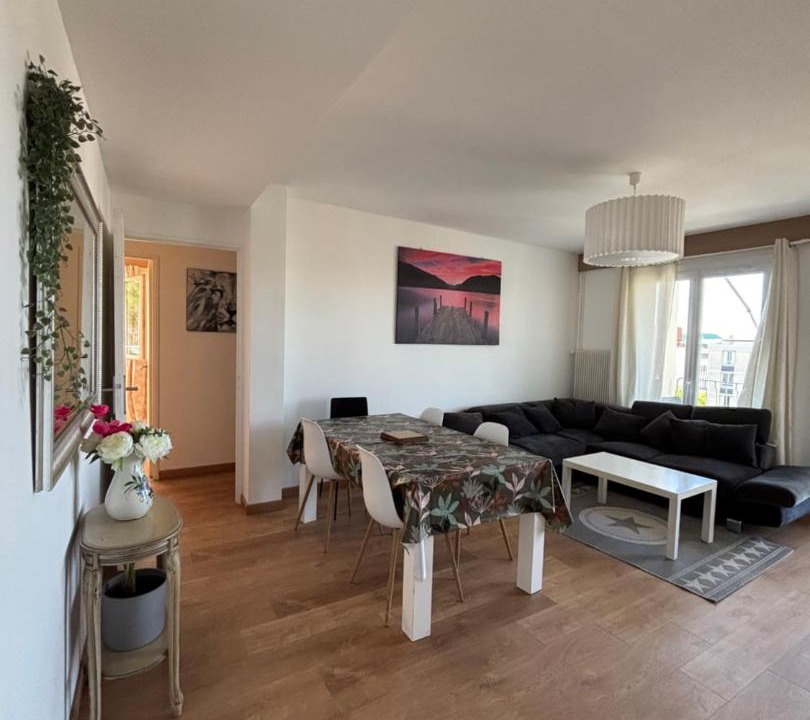Photo of Livingroom in Celleneuve