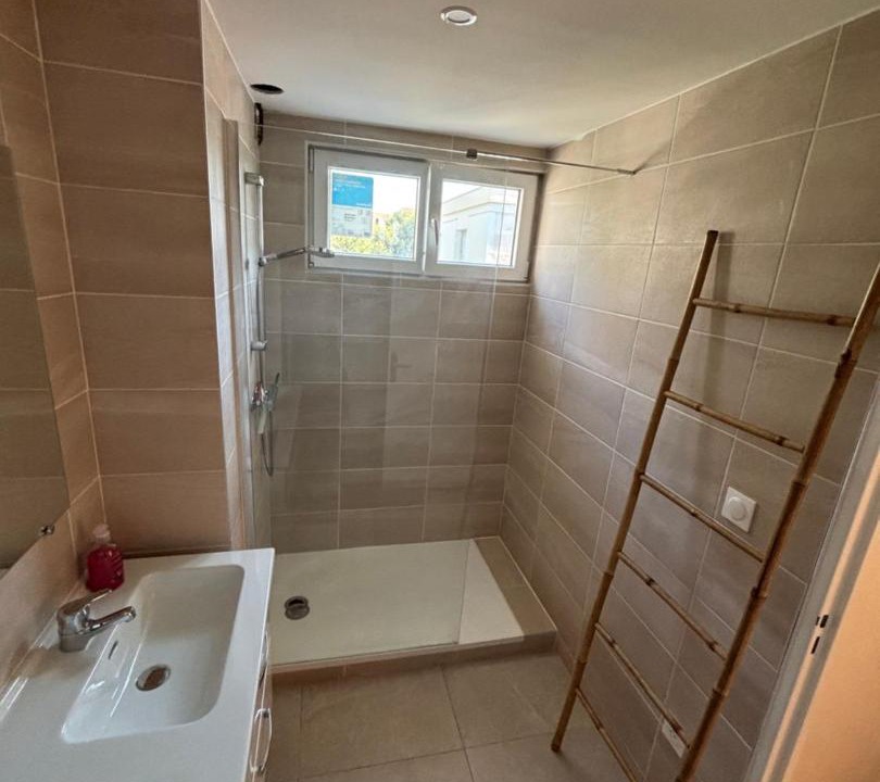 Photo of Bathroom in Celleneuve
