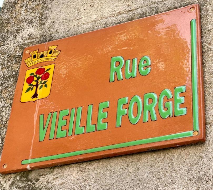 Photo of Others in Rousset