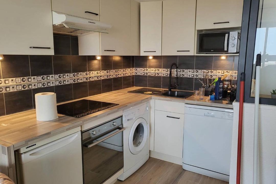 Photo of Kitchen in Le Port