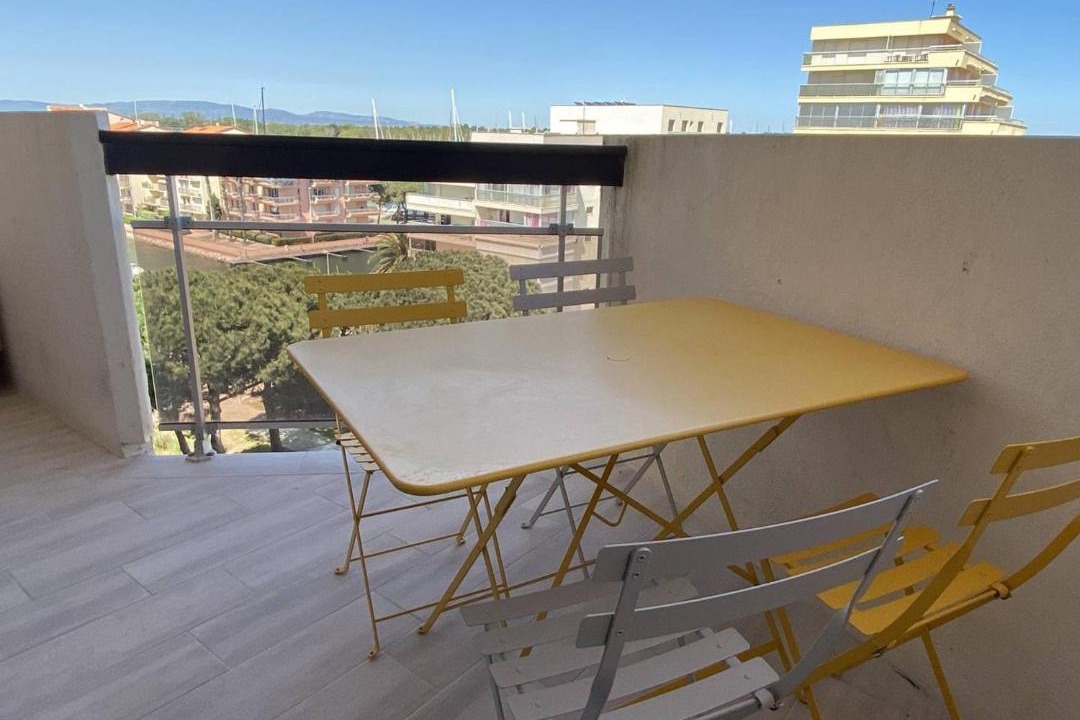 Photo of Patio Balcony in Le Port