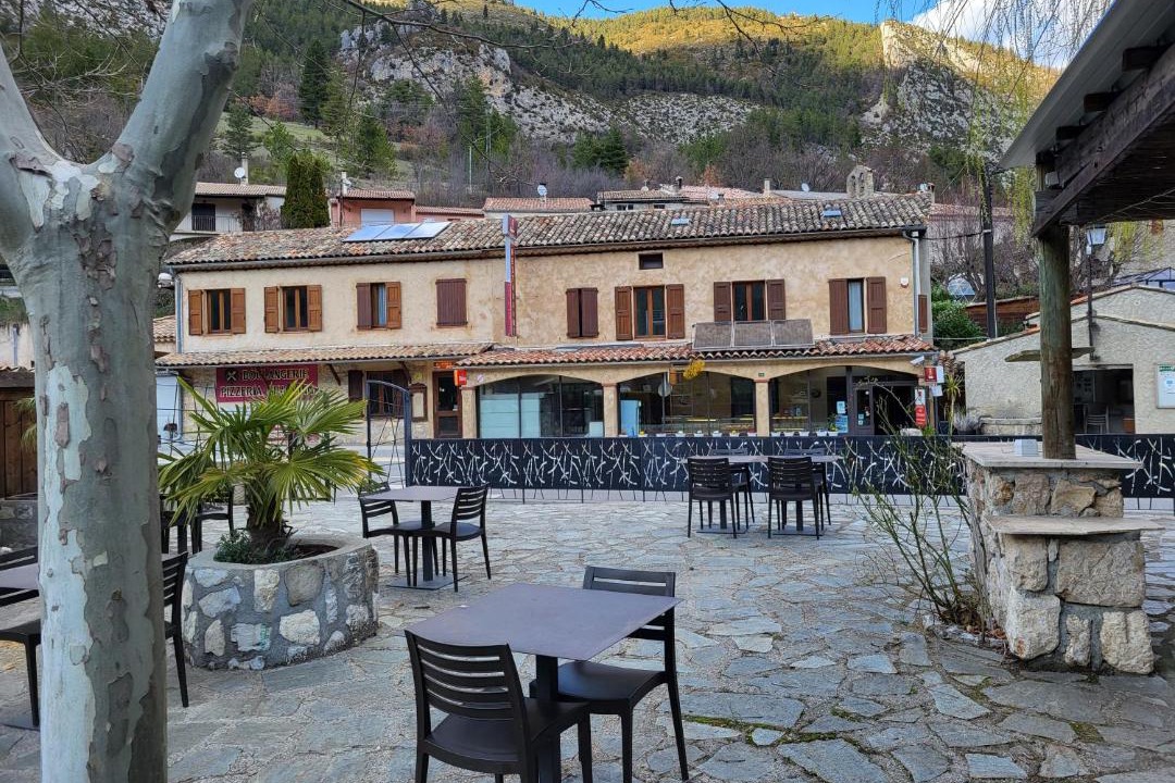 Photo of Others in Annot