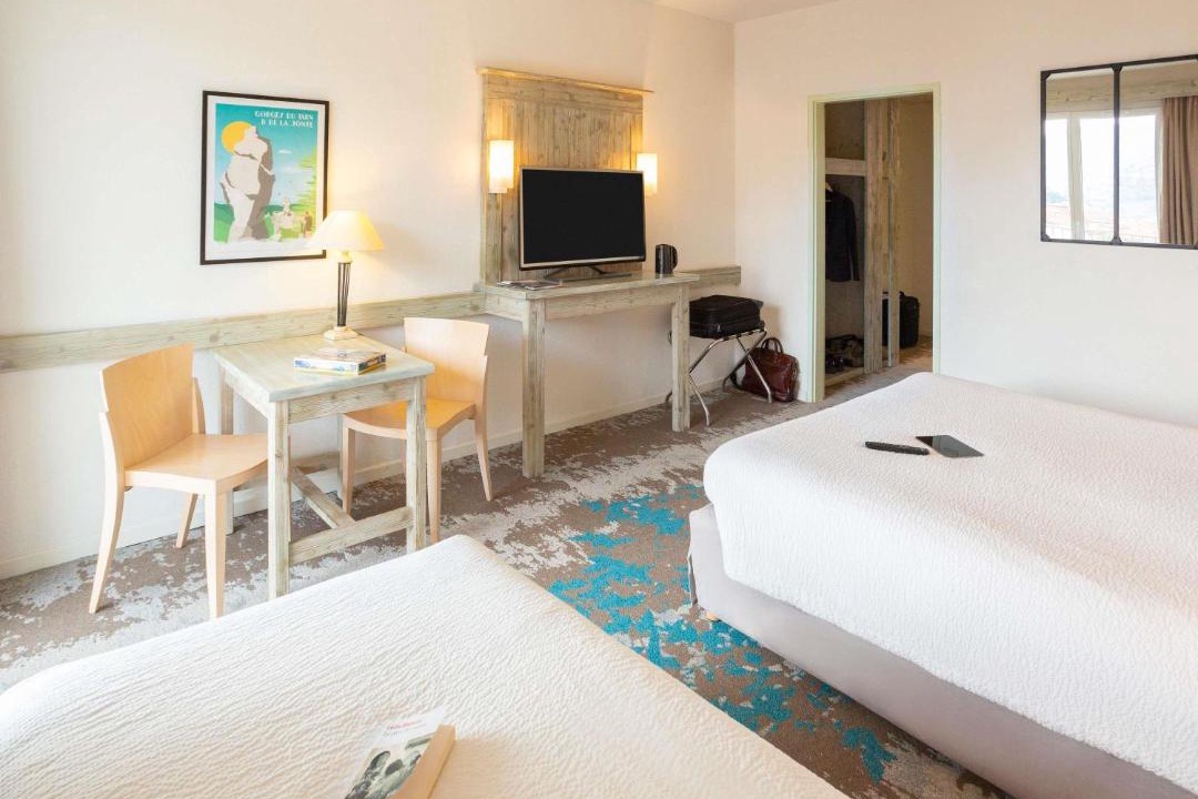 Photo of Bedroom in Millau