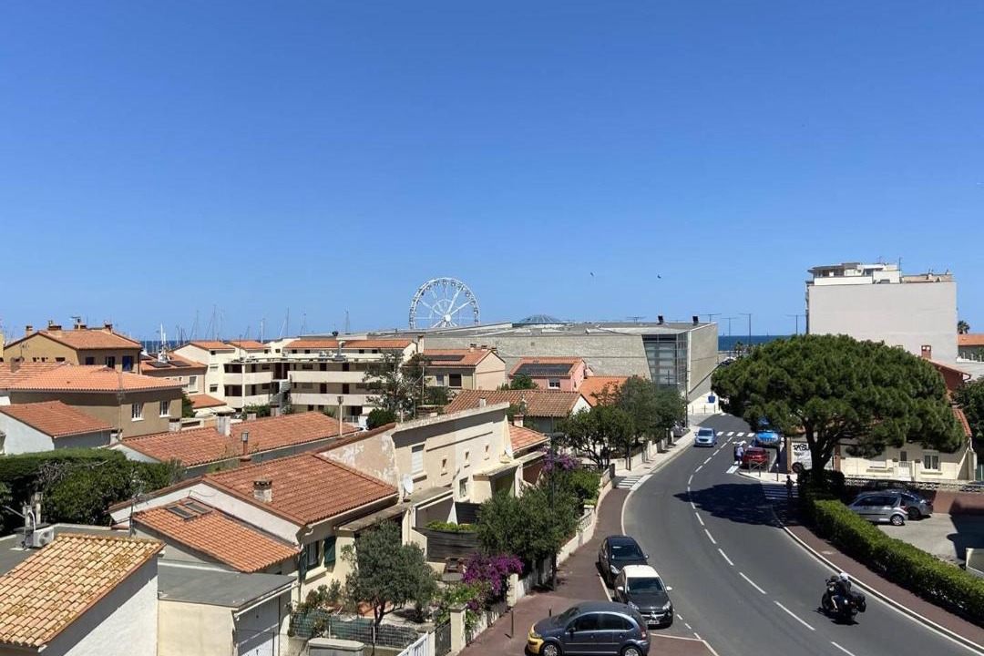 Photo of Others in Le Port