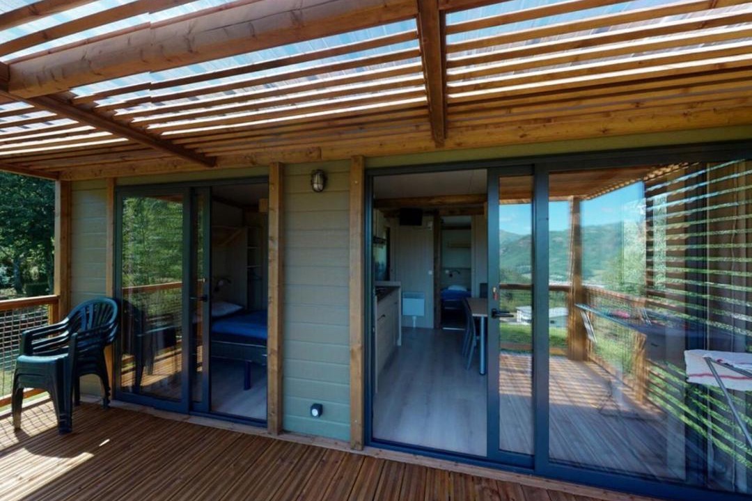 Photo of Patio Balcony in Vic-sur-Cere
