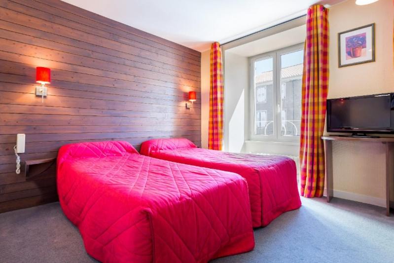 Photo of Bedroom in Saugues