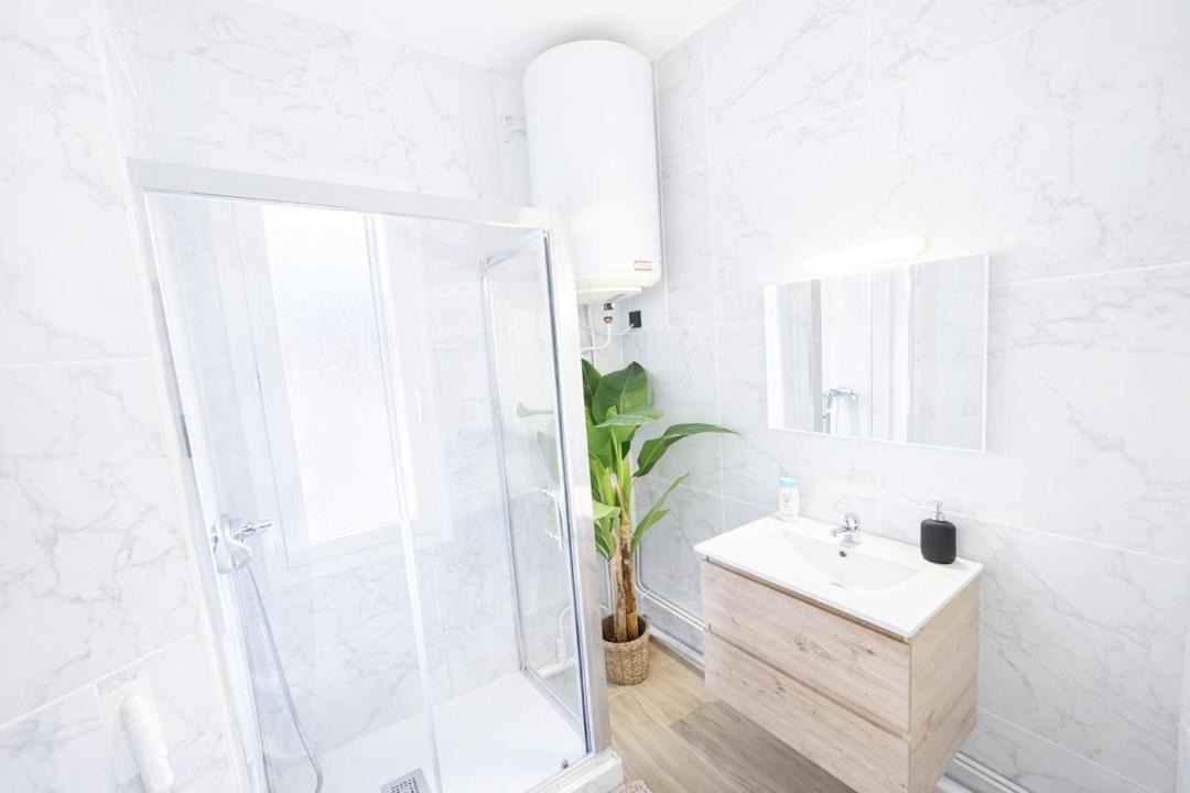 Photo of Bathroom in Quartier Hyper-Centre