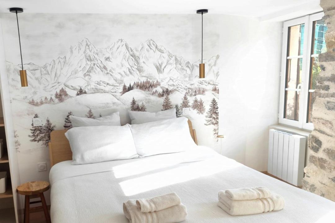 Photo of Bedroom in Saint-Maximin