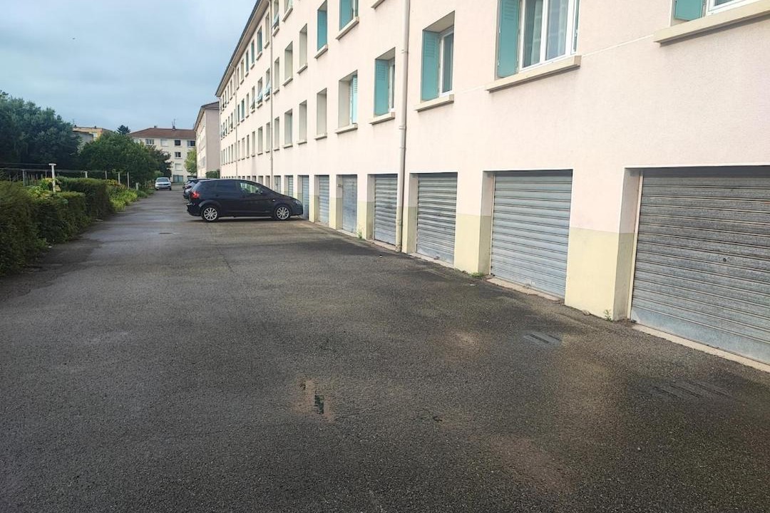 Photo of Others in Bourg-les-Valence