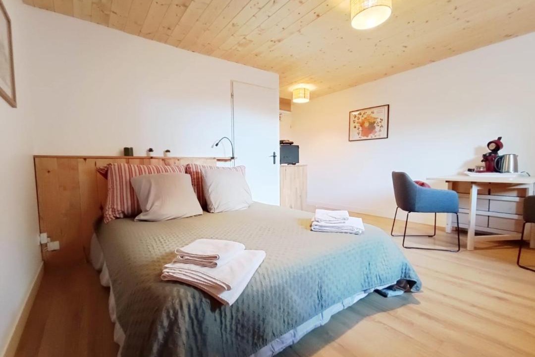 Photo of Bedroom in Alby-sur-Cheran