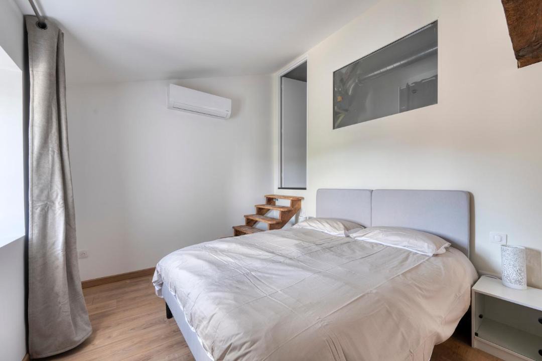 Photo of Bedroom in Begadan