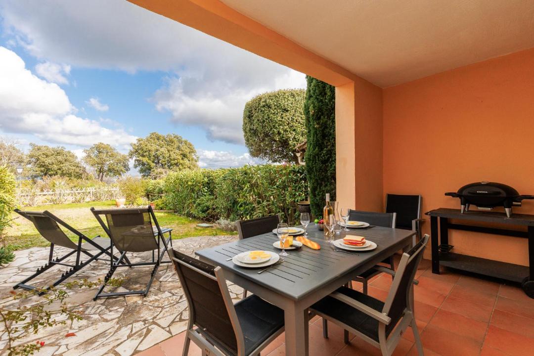 Photo of Patio Balcony in La Rouviere