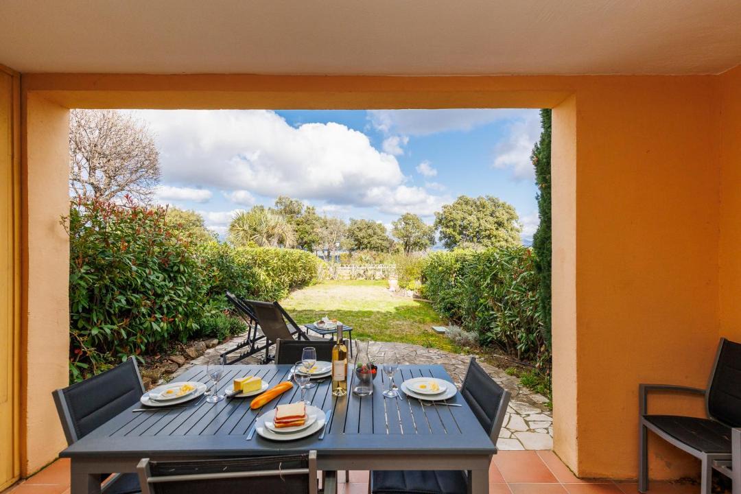 Photo of Patio Balcony in La Rouviere