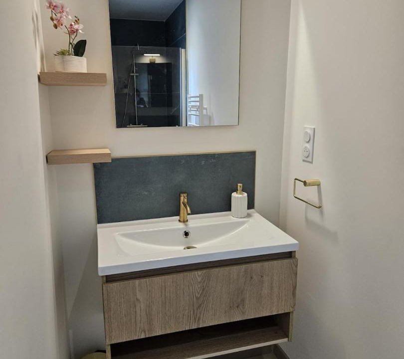 Photo of Bathroom in Lahonce