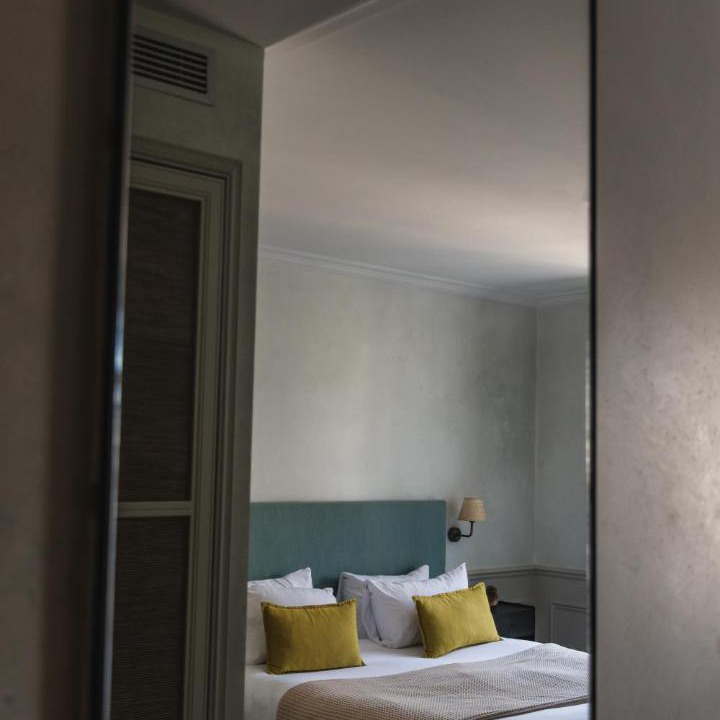Photo of Others in Pigalle