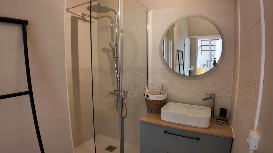 Photo of Bathroom in Beaumont-du-Ventoux