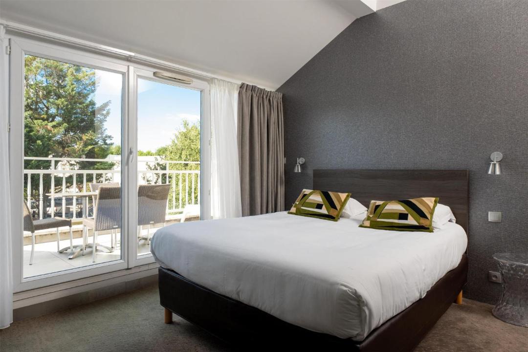 Photo of Bedroom in Tremblay-en-France