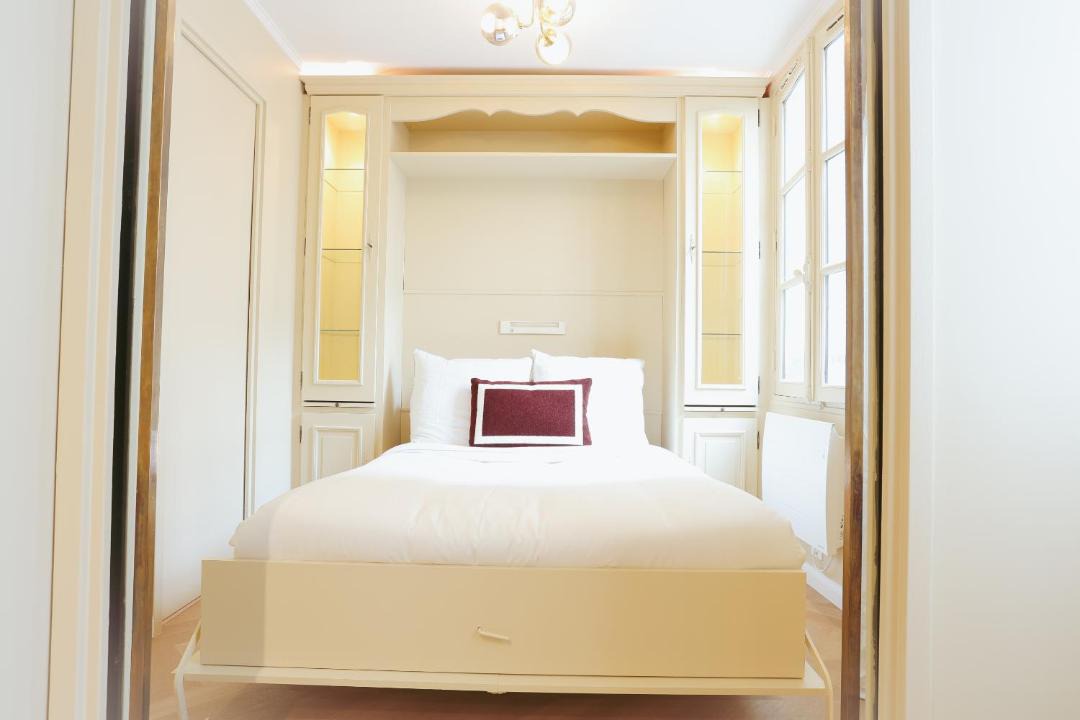 Photo of Bedroom in Saint-Germain-des-Pres