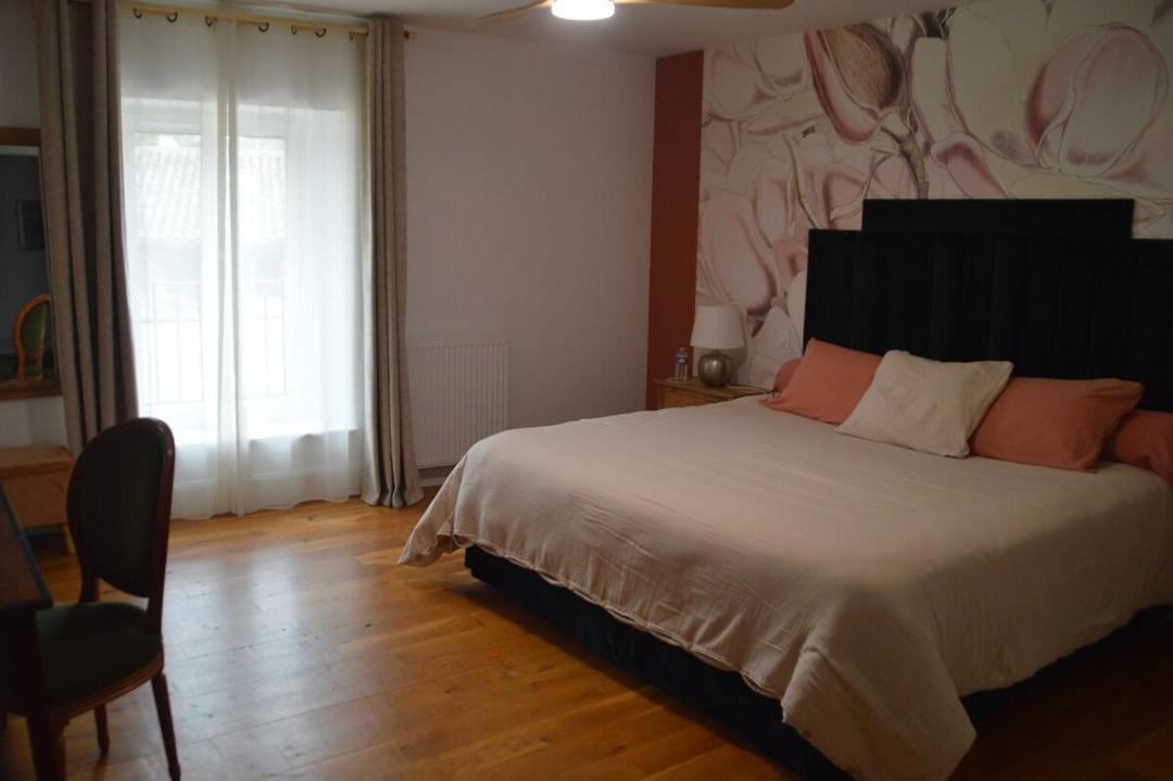 Photo of Bedroom in Bruniquel
