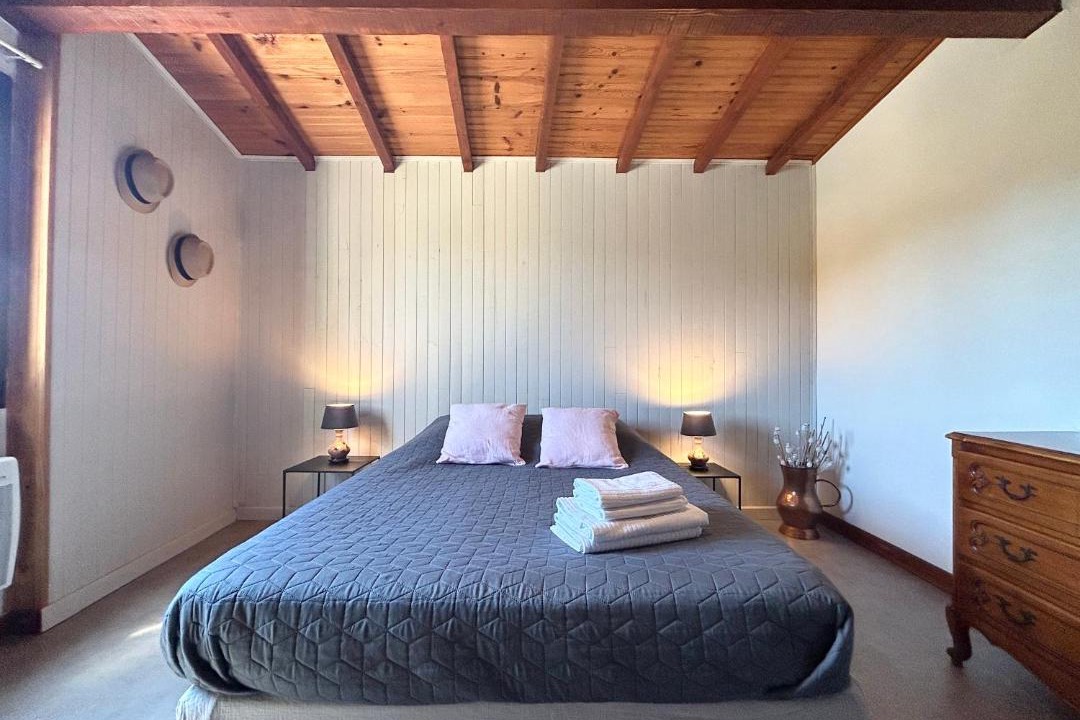 Photo of Bedroom in Saint-Saturnin-les-Apt