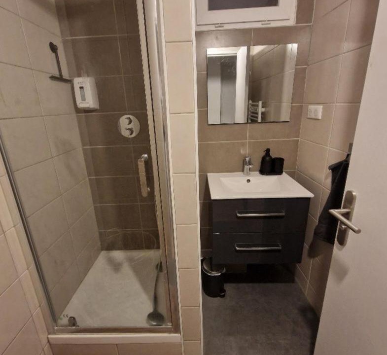 Photo of Bathroom in Le Pont-de-Claix