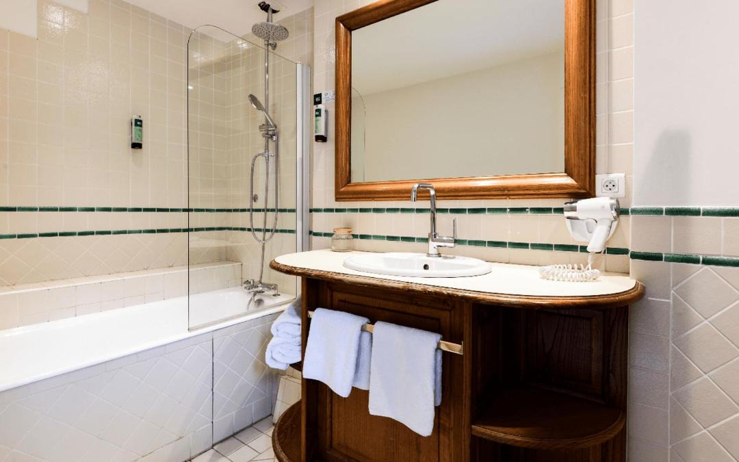 Photo of Bathroom in Larrau