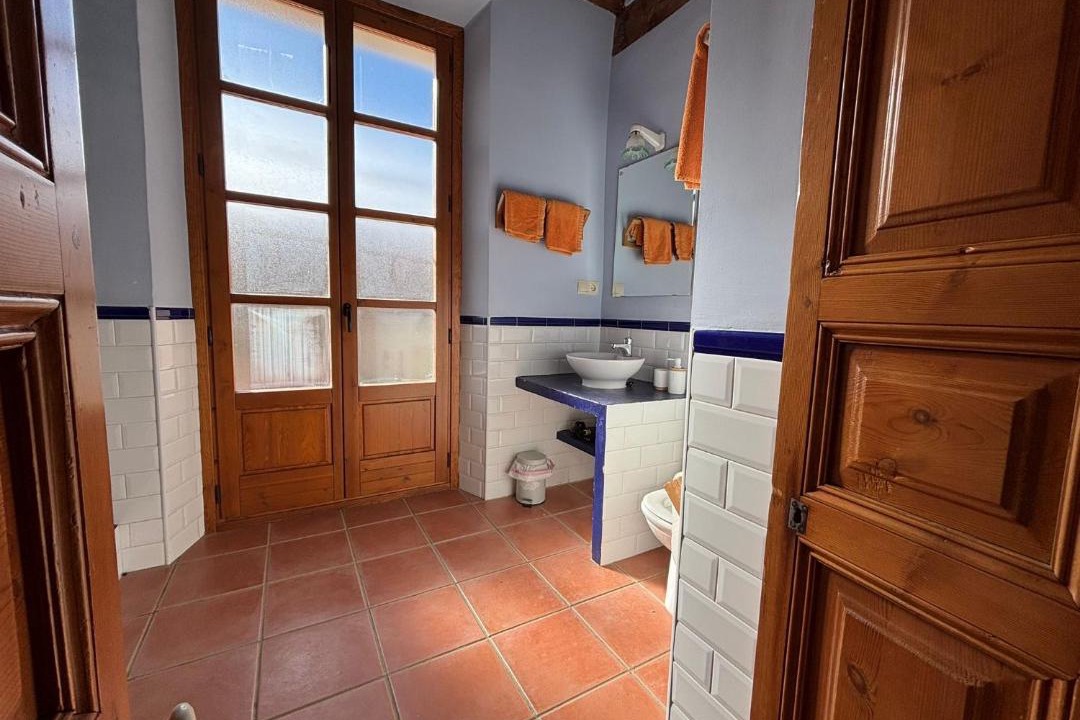 Photo of Bathroom in Pira