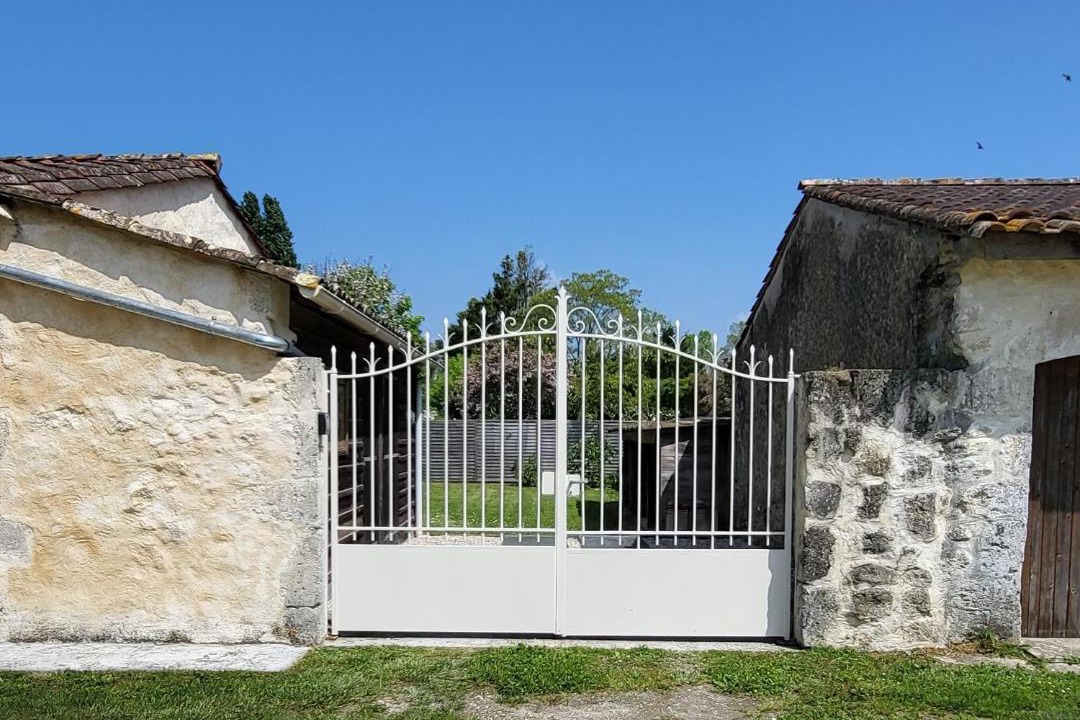 Photo of Others in Vertheuil