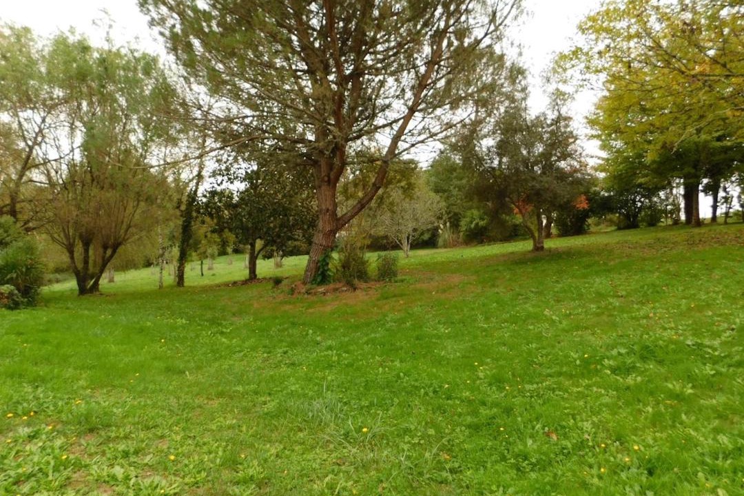 Photo of Others in Cazaubon