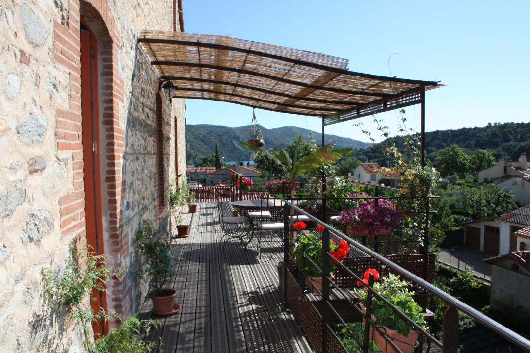 Photo of Patio Balcony in Vinca