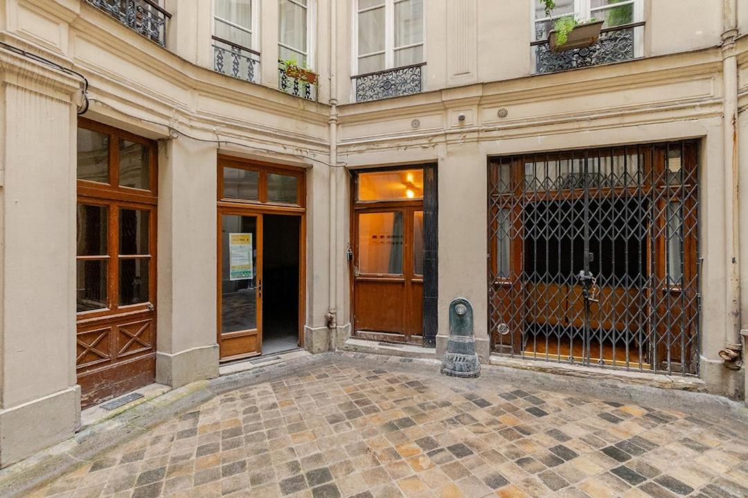 Photo of Others in Quartier du Faubourg-Montmartre