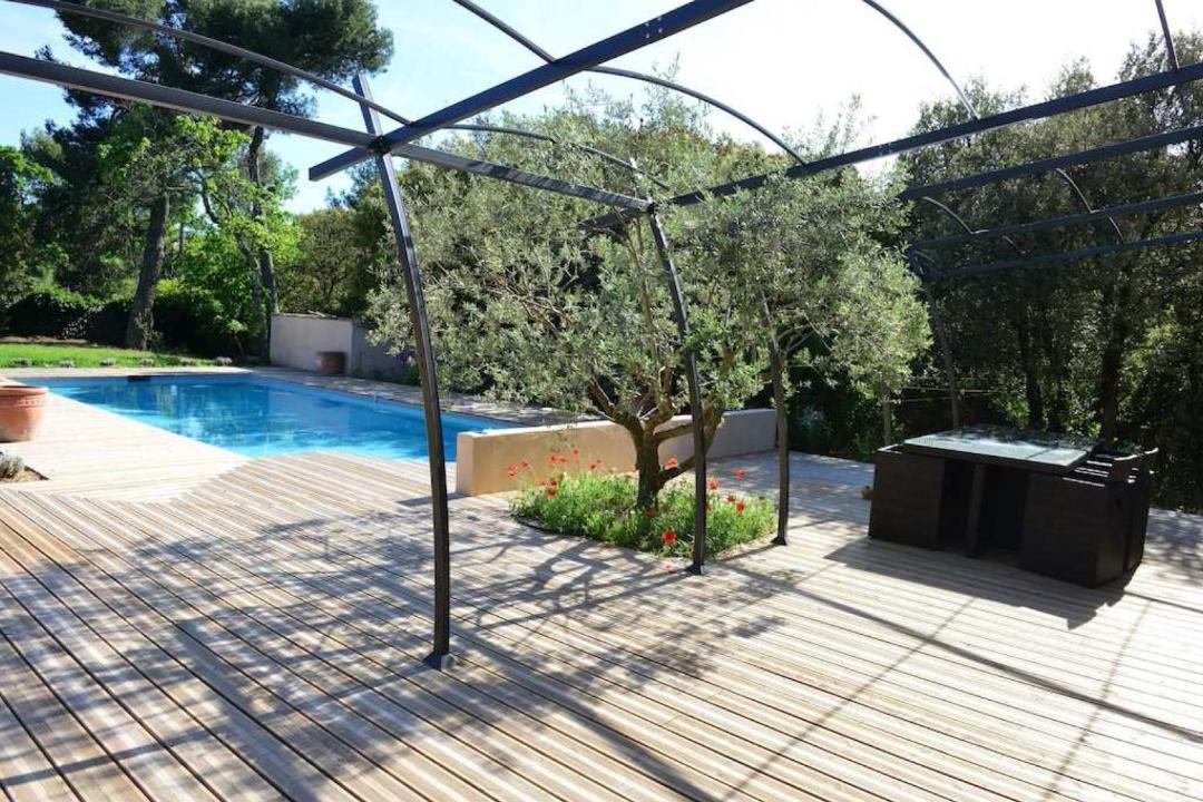 Photo of Others in La Bastide-des-Jourdans