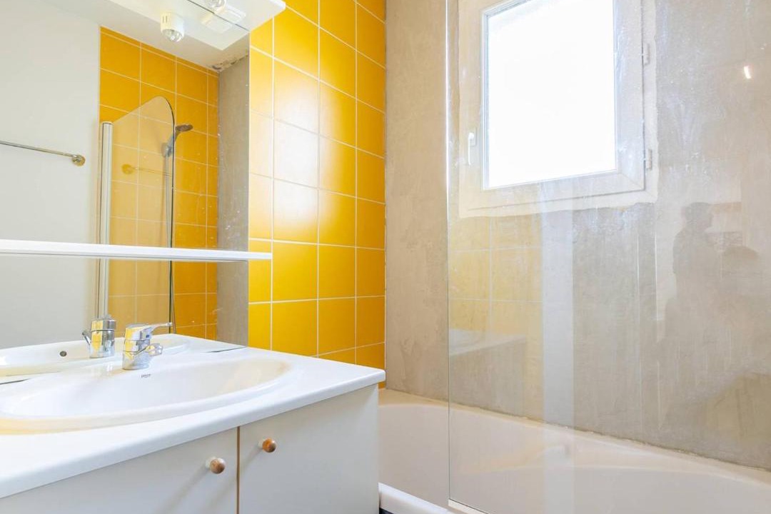 Photo of Bathroom in Germ