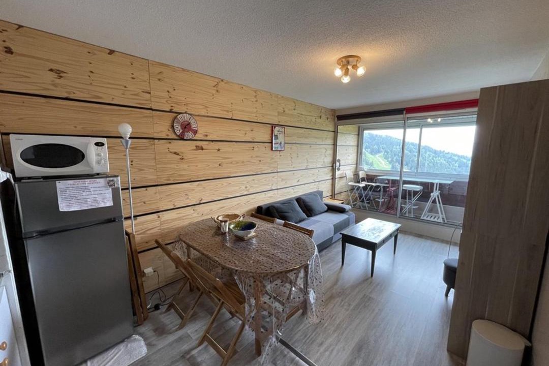 Photo of Others in Laveissiere